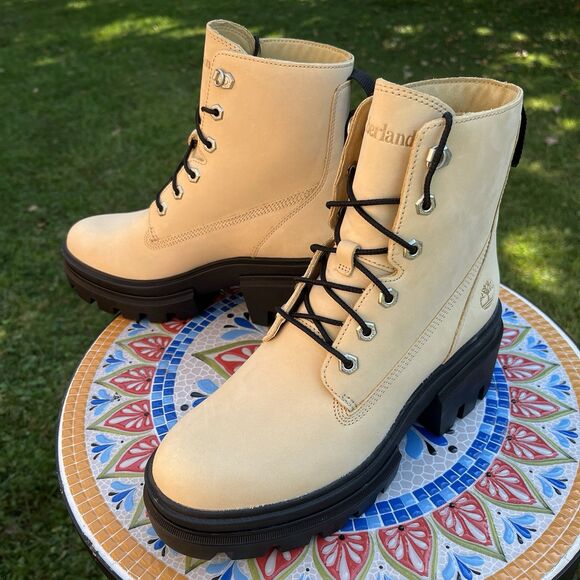 Timberland Everleigh Platform Boots Womens 8 Light Wheat Nubuck Leather Lace Up - Picture 1 of 11